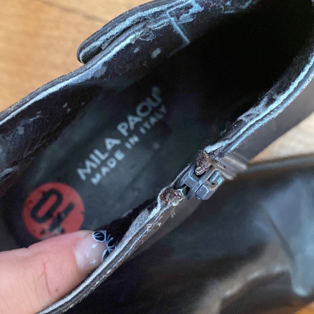 Made in Italy real Italian leather Mila Paoli booties signs of wear see pics 10. - Picture 9 of 10